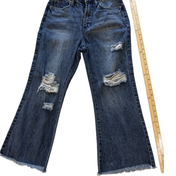 YMI Denim - YMI high rise, distressed, cropped leg jeans. Size 5/27